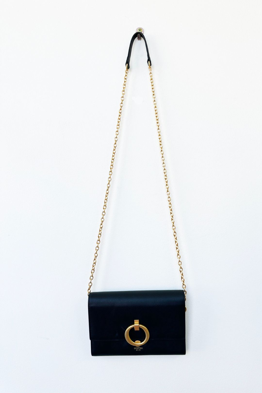 Oroton - Alexa Wallet Clutch in Black