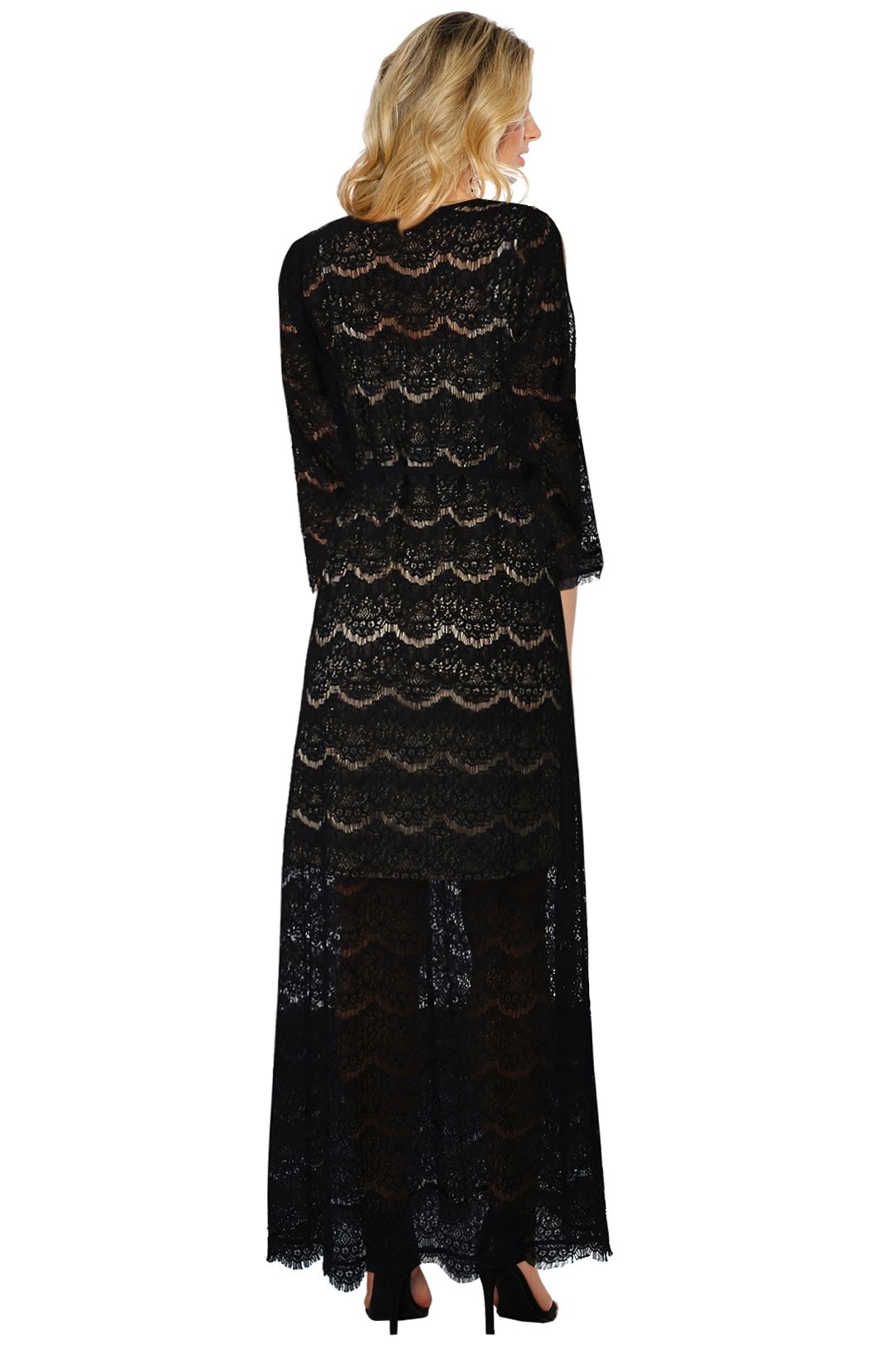 Eyelash Lace Kaftan by Anna Scholz for Rent | GlamCorner Eyelash Lace Kaftan by Anna Scholz for Rent | GlamCorner
