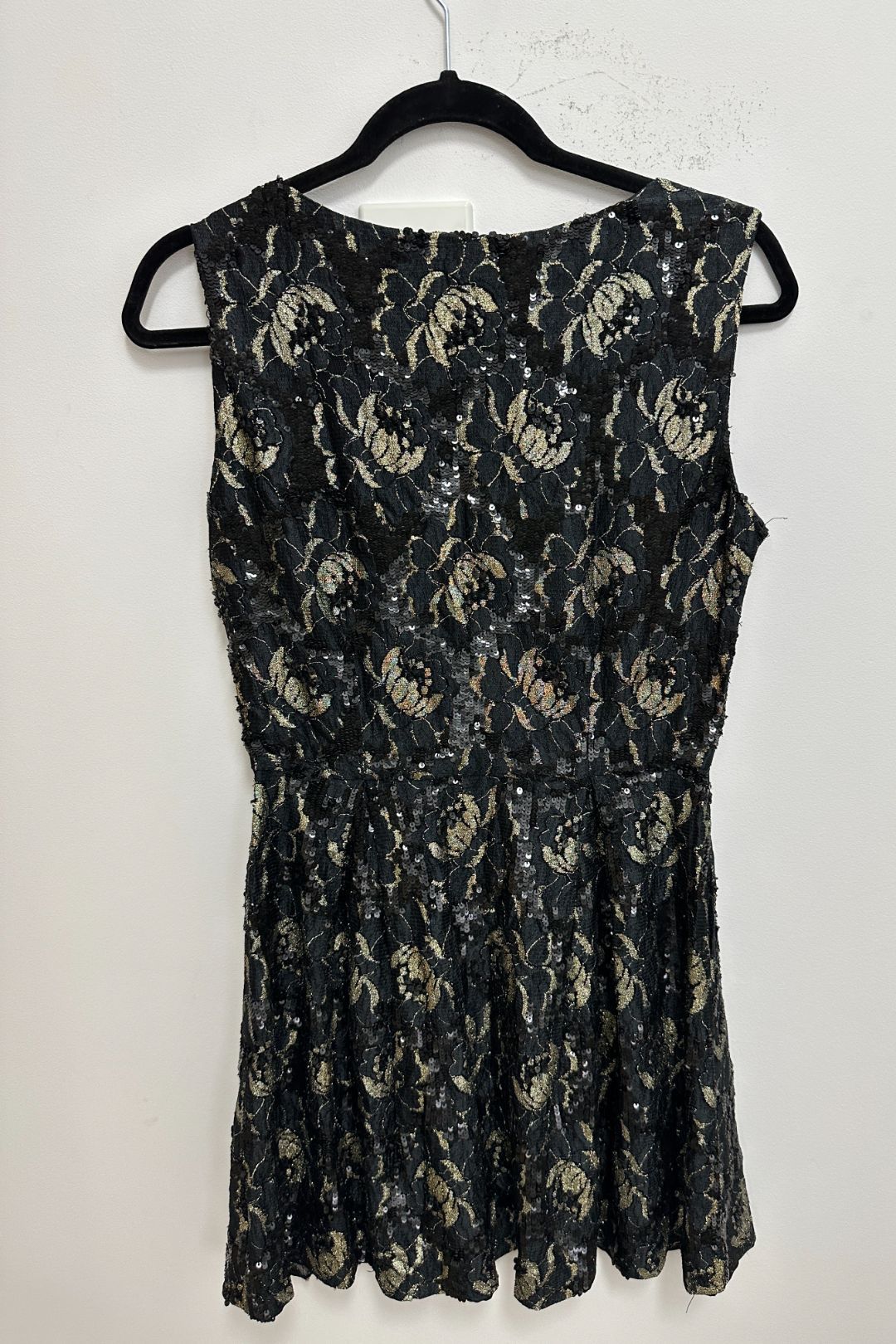 black and white polka dot midi dress & Tiered – Experience Boutique girl elegant dress My Actual Bust is:34