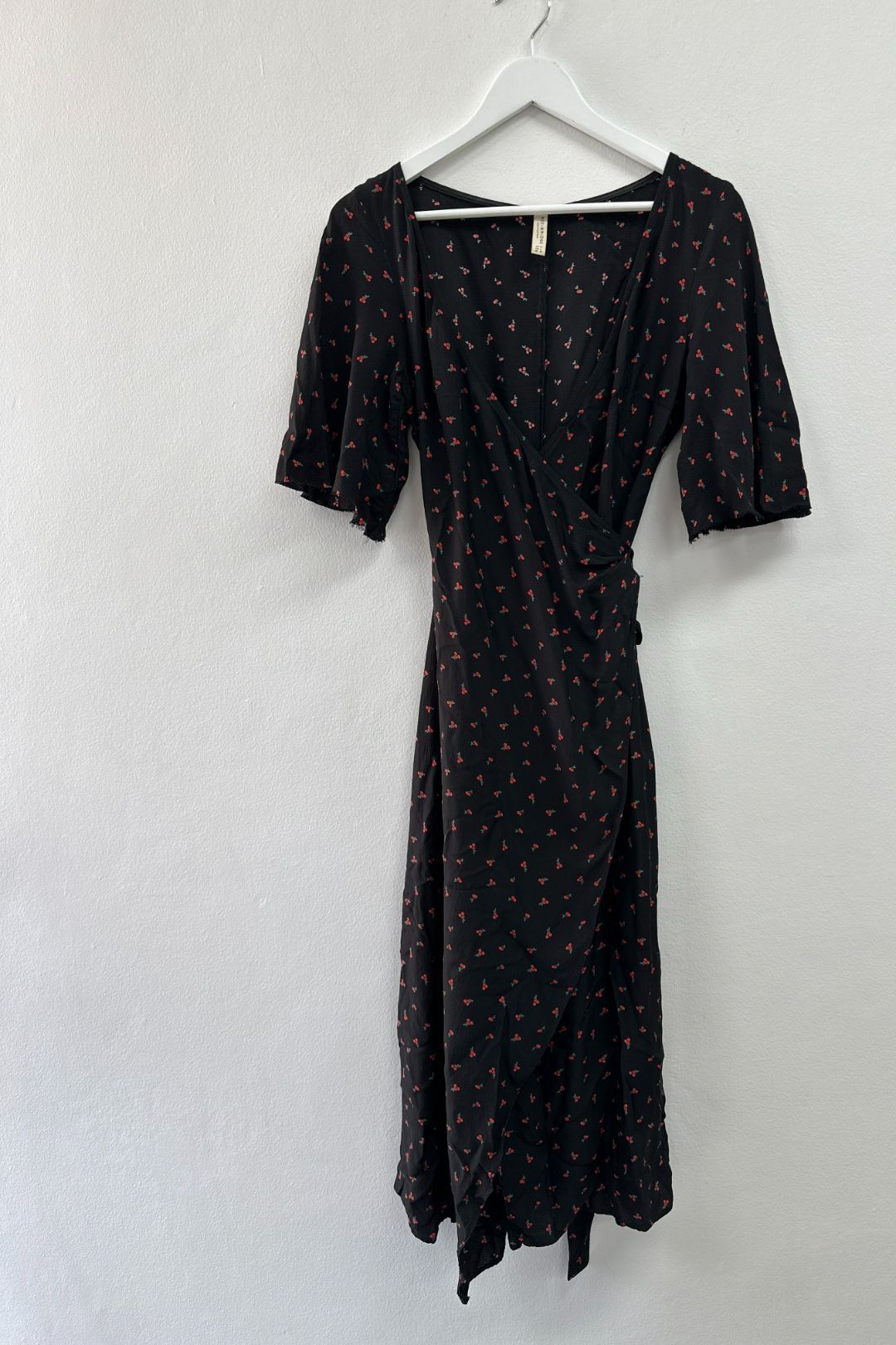 bec and bridge black floral dress Bec + Bridge Solene Asymmetric Dress in Dark Blurred Floral