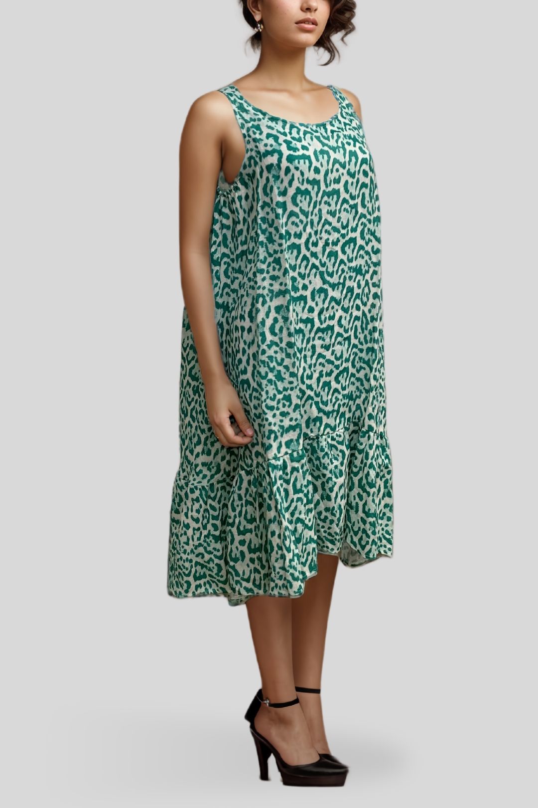 By Ridley	Abstract Print Midi Dress in Emerald Side