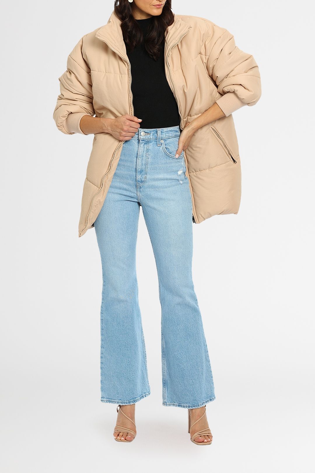Zoe Oversized Puffer Jacket Beige Charlie Holiday longline