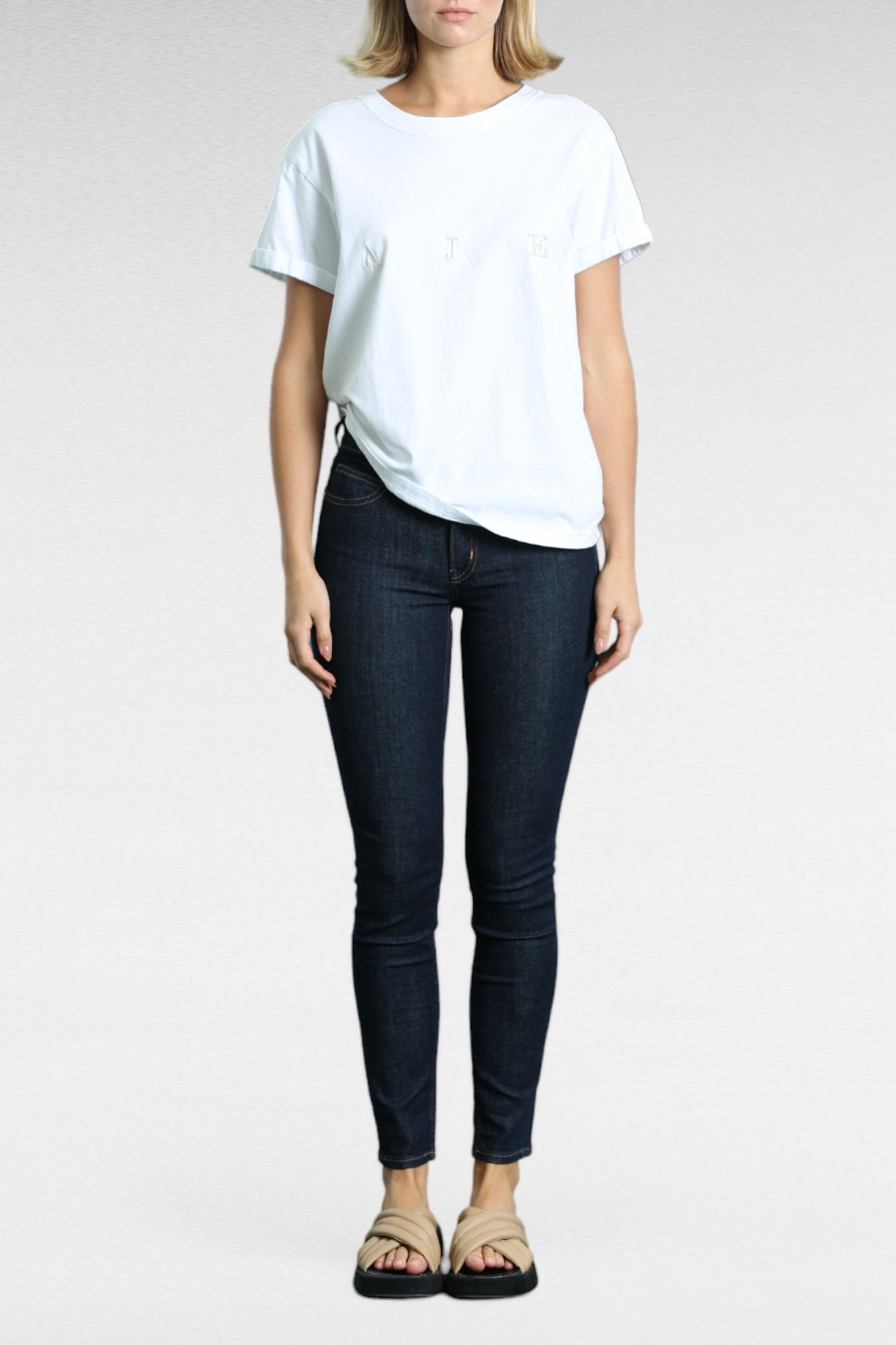 Hire CKJ 011 Mid Rise Skinny in Colour 911 Calvin Klein GlamCorner