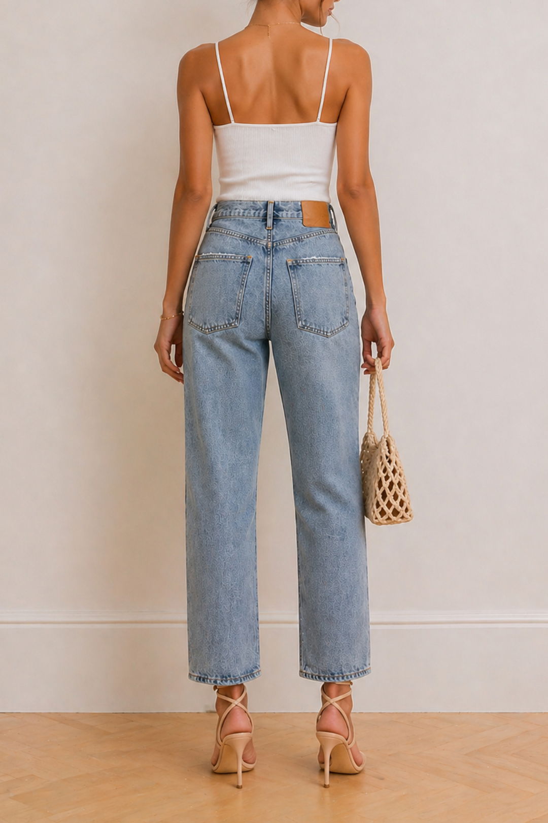 Dress Hire Brunch Venroy	High Rise Straight Jean - Mid Blue Wash