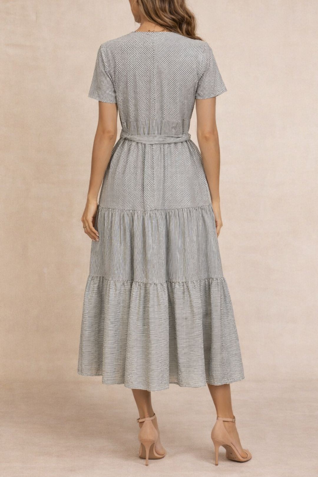 Dress Hire Brunch Vero ModaLaurel Wreath Dress Gray