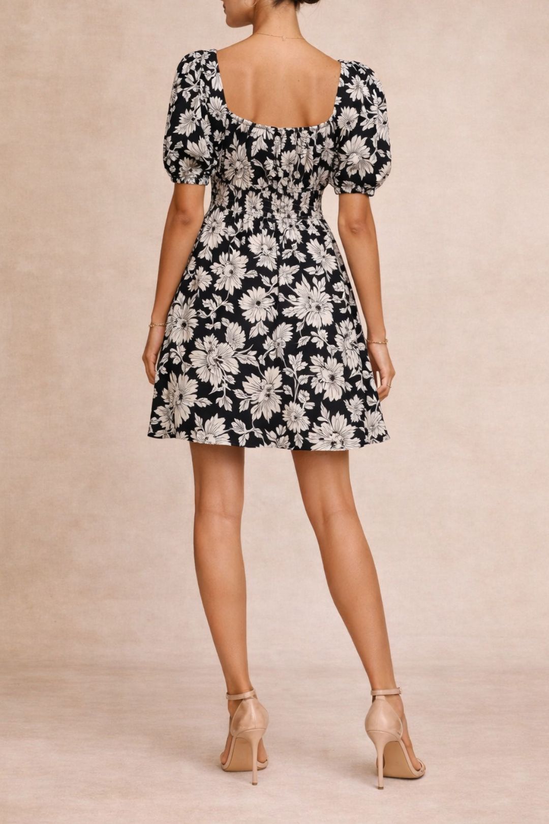 Dress hire Party Atmos & Here	Floral Puff Sleeve Mini Dress Black