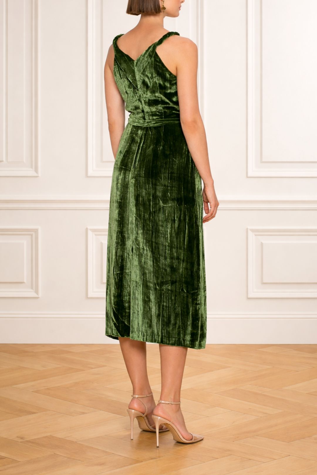 Hire Crushed Velvet Dress Green | Veronika Maine | GlamCorner Hire Crushed Velvet Dress Green | Veronika Maine | GlamCorner