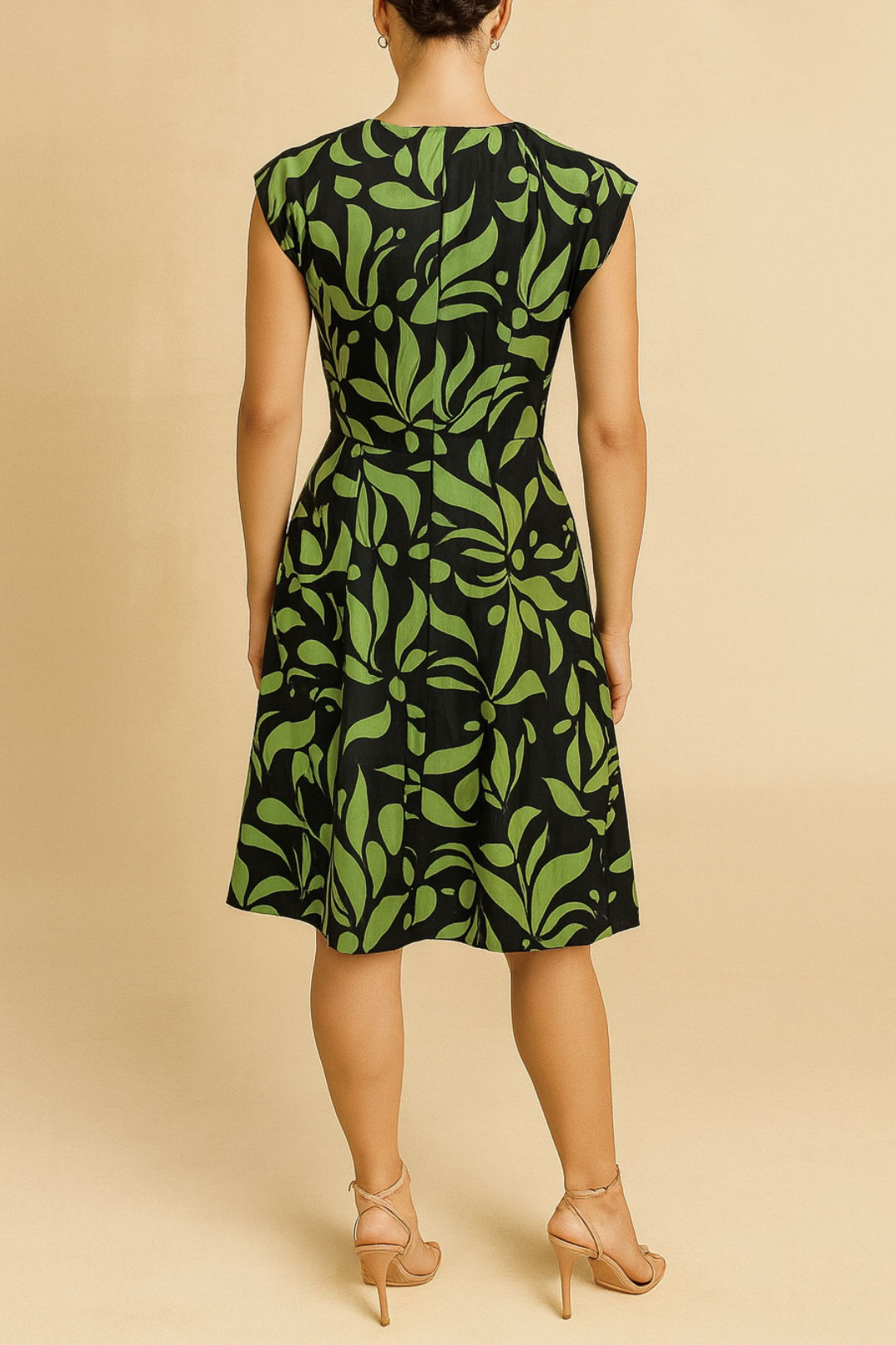 Dress hire Work function Veronika Maine Ivy Deco Leaves Short Dress
