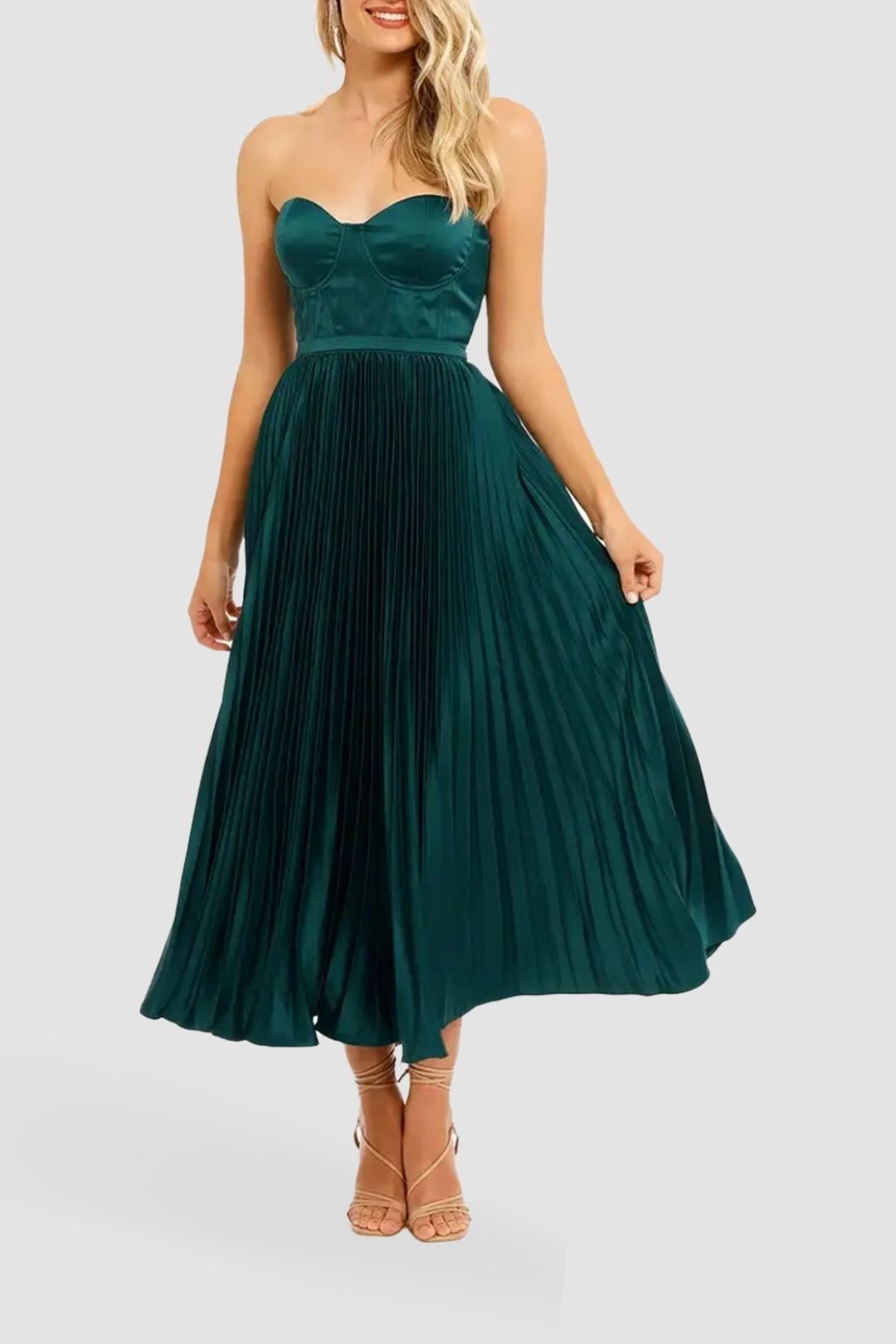 Hire Milan Dress in Emerald Green Elle Zeitoune GlamCorner