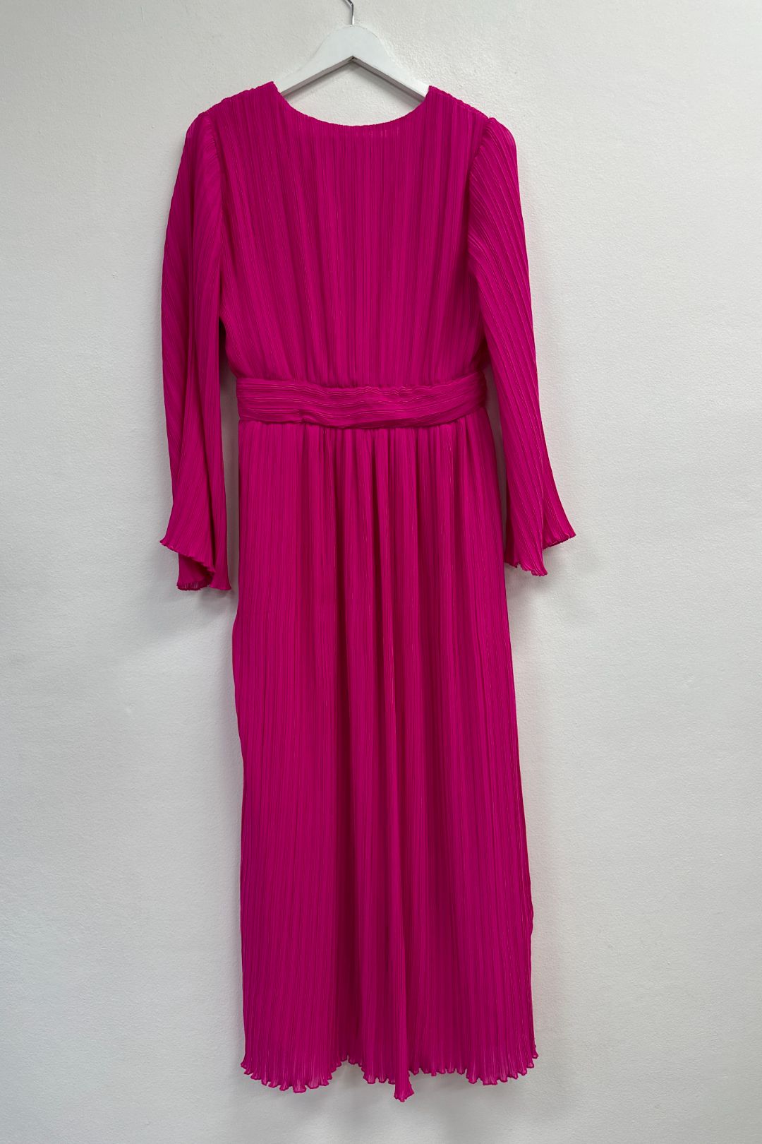 Buy Fuschia Pink LS Pleated Midi Dress | Zara | GlamCorner