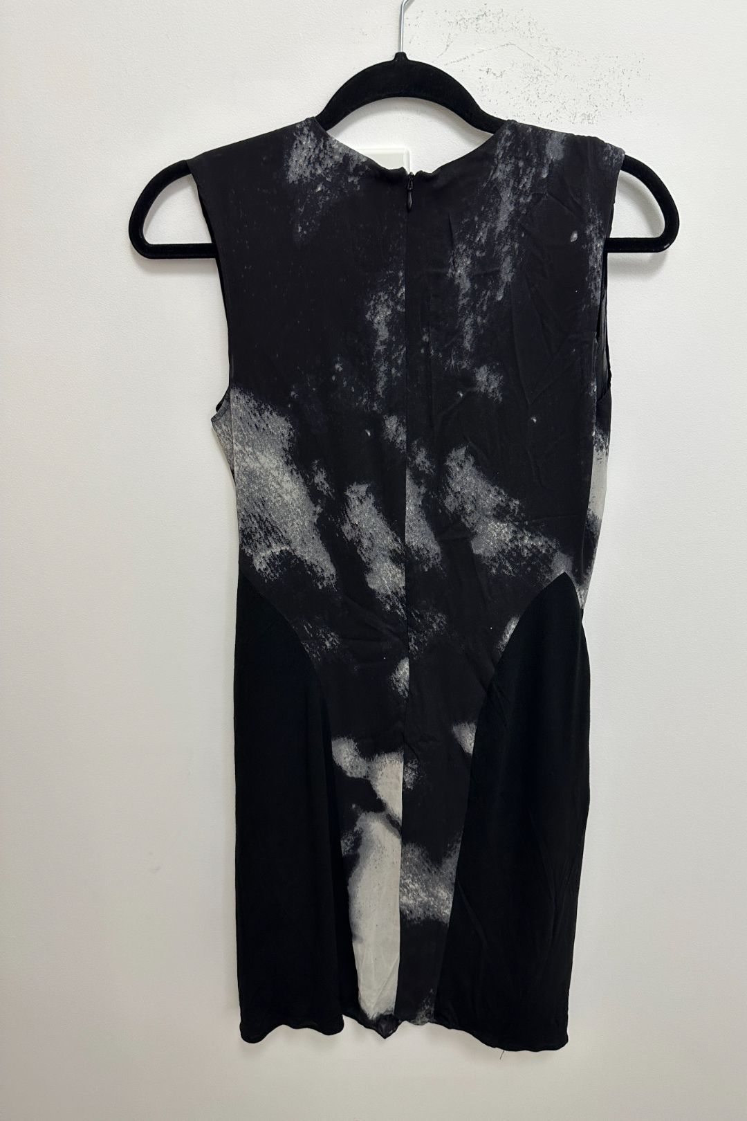 chinese dress ladies Helmut Lang Lace-Trim Slip Dress Gold Satin Size Small Spaghetti Strap –  Celebrity Owned main image 0