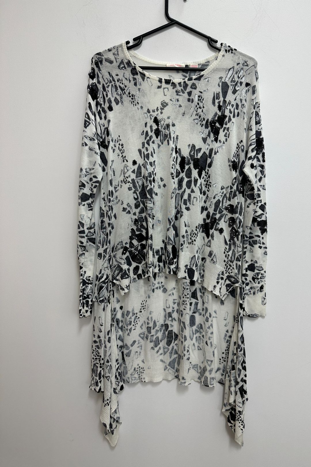 Geo print outlet jumper