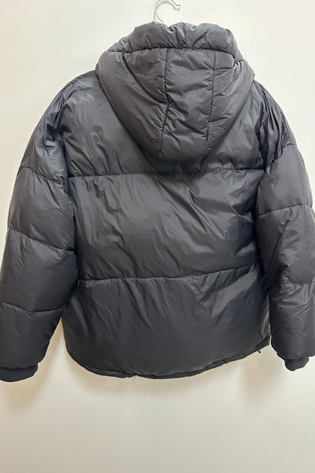 Decjuba black cheap puffer jacket