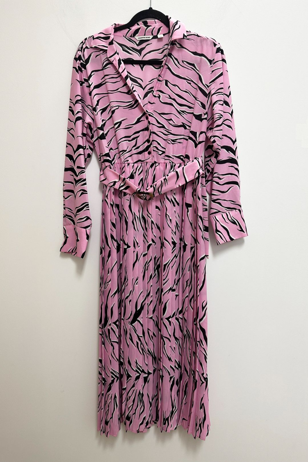 Country Road Leopard Print Pleated Shirt Dress in Pink