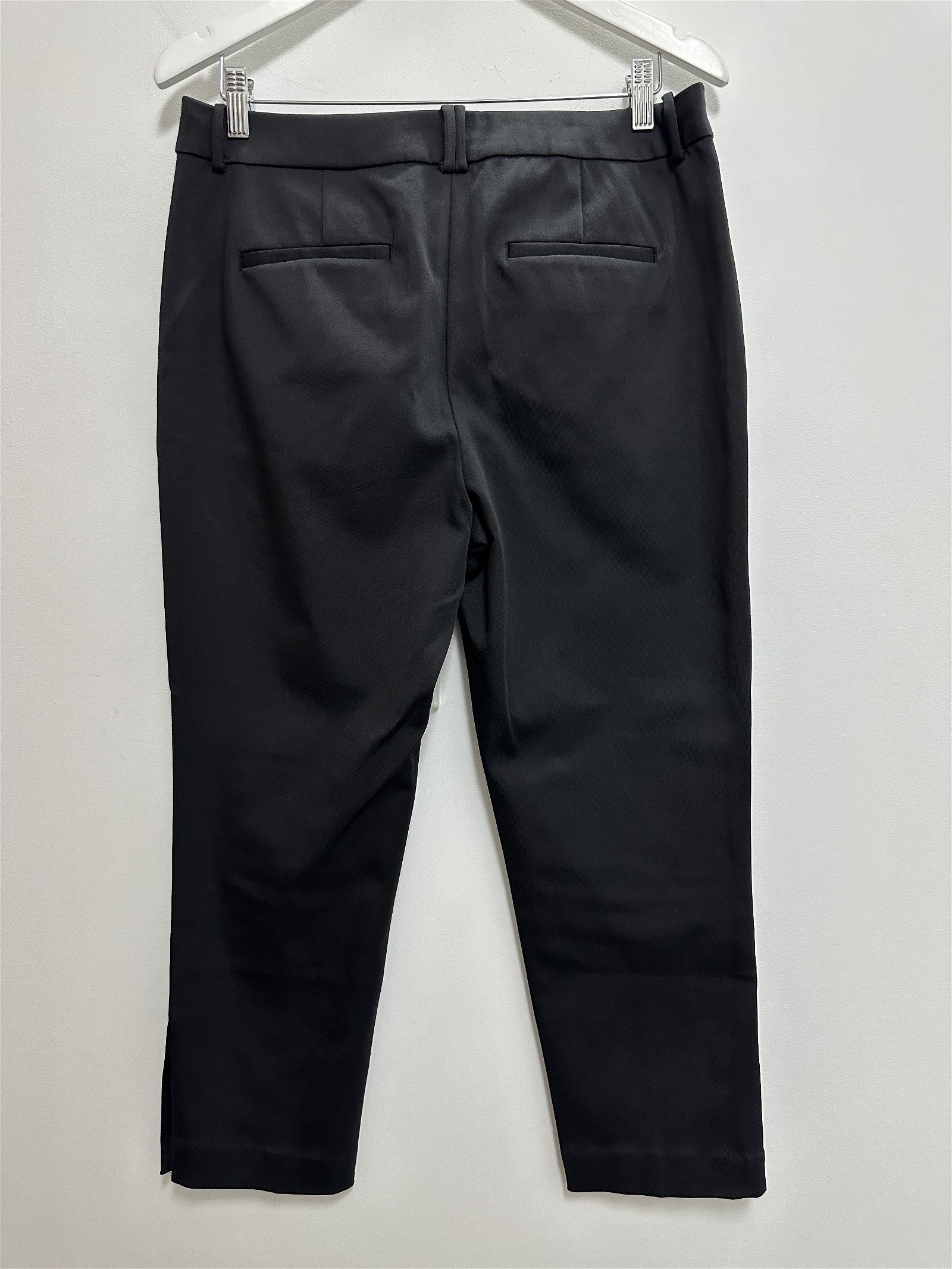 Country Road High Waisted 7/8 Pants in Black