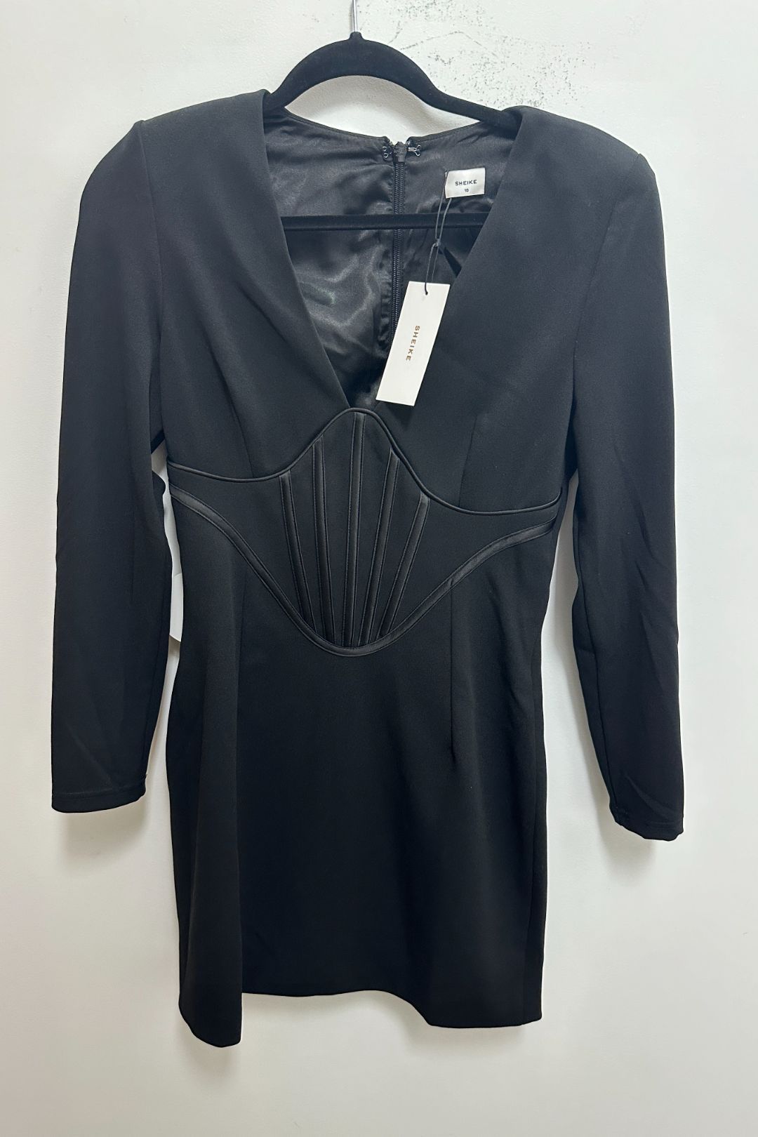 Sheike top black dress