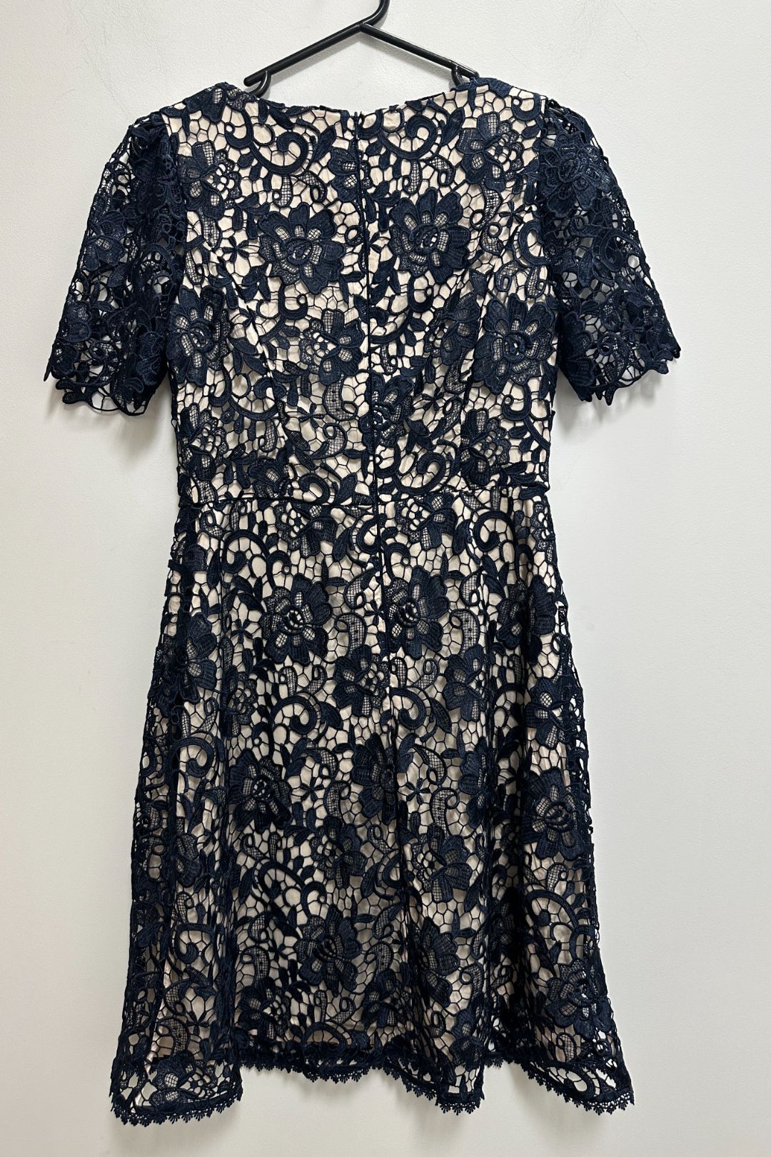 Buy Starling Lace Dress in Navy | Review | GlamCorner Buy Starling Lace Dress in Navy | Review | GlamCorner