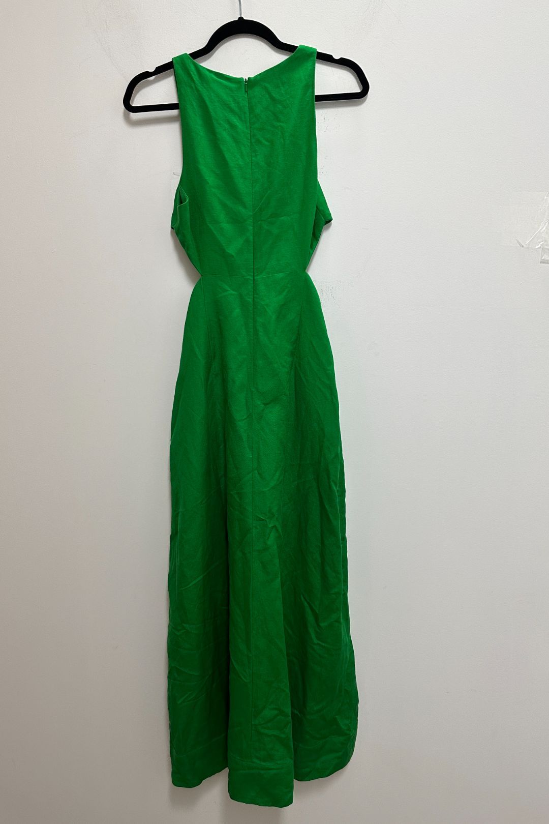 Buy Mare V Neck Cut Out Midi Dress in Green | Shona Joy | GlamCorner Buy Mare V Neck Cut Out Midi Dress in Green | Shona Joy | GlamCorner