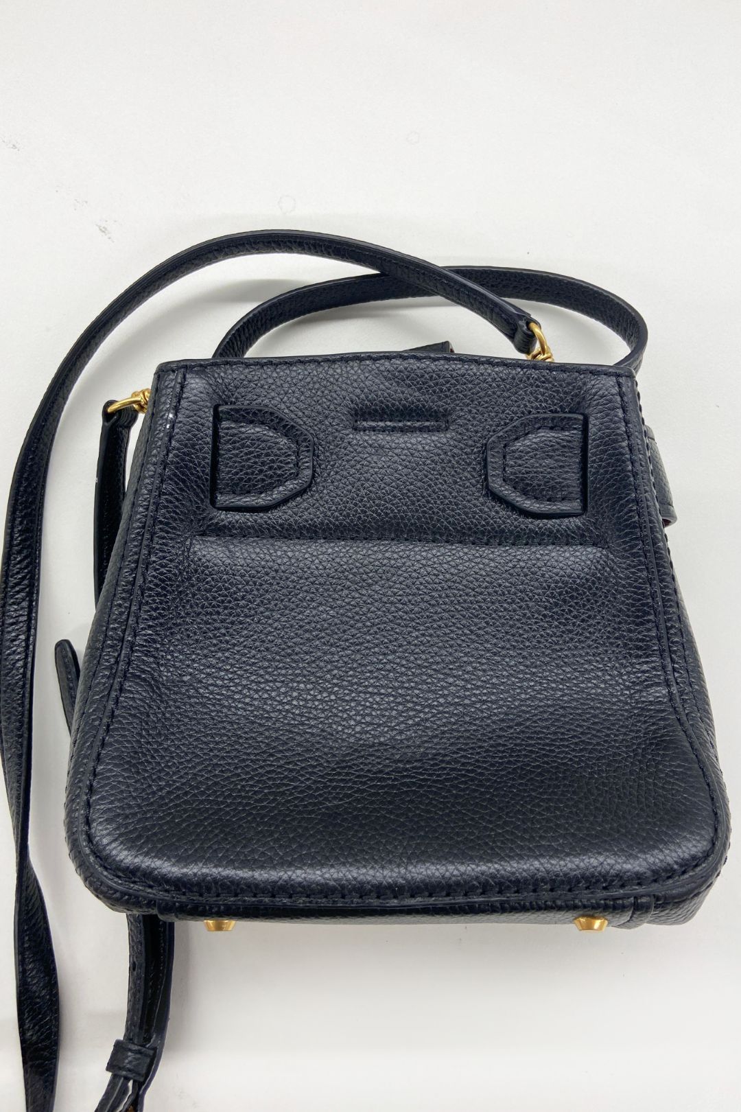 Oroton Avery Leather Bag in Black