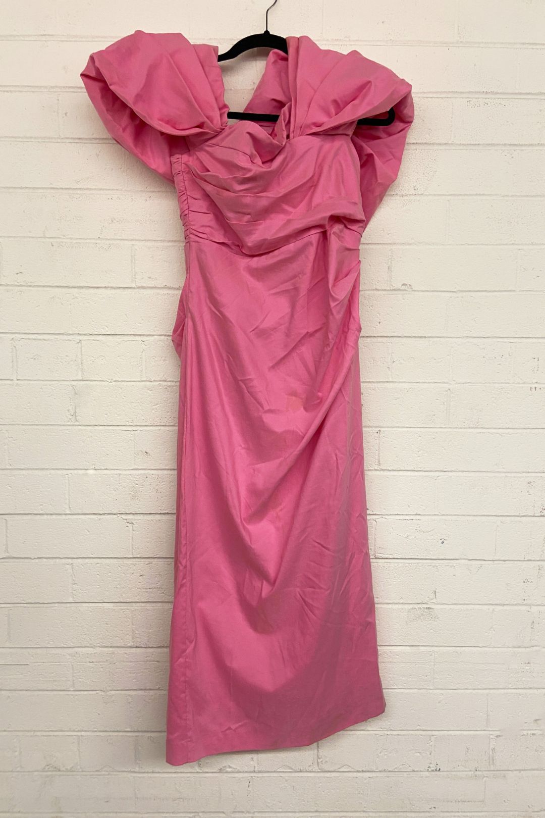 Sheike Strapless Off-Shoulder Dress in Hot Pink