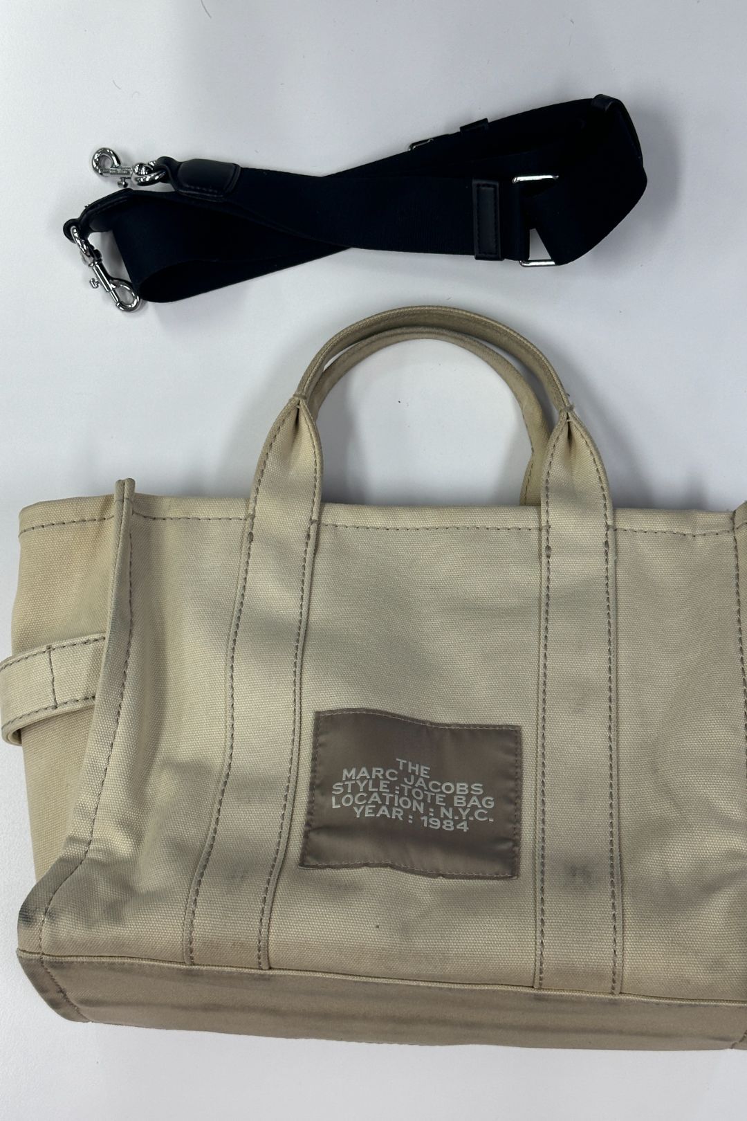 Marc by Marc Jacobs - The Small Tote Bag in Beige