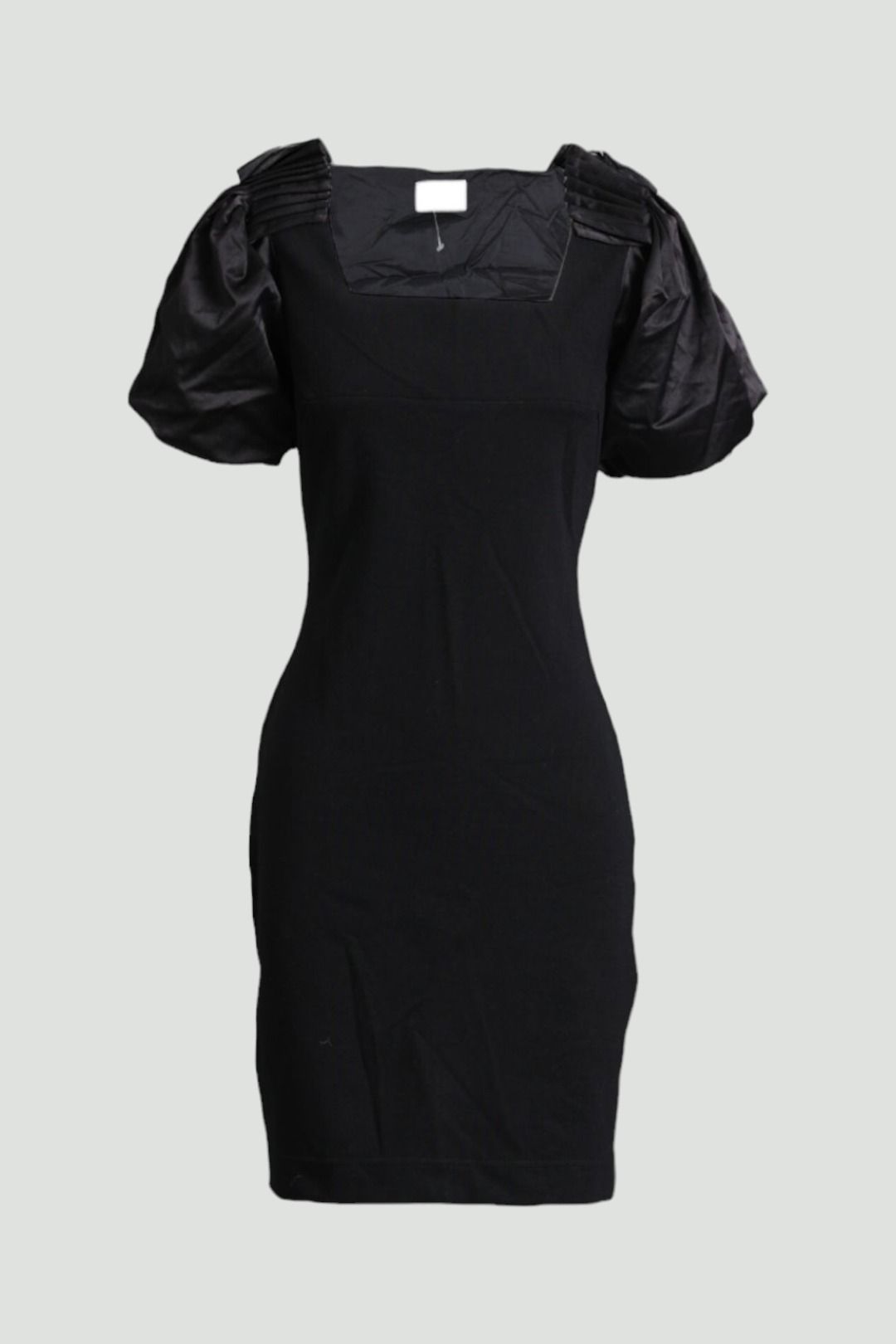 Review - Black Puff Sleeve Dress