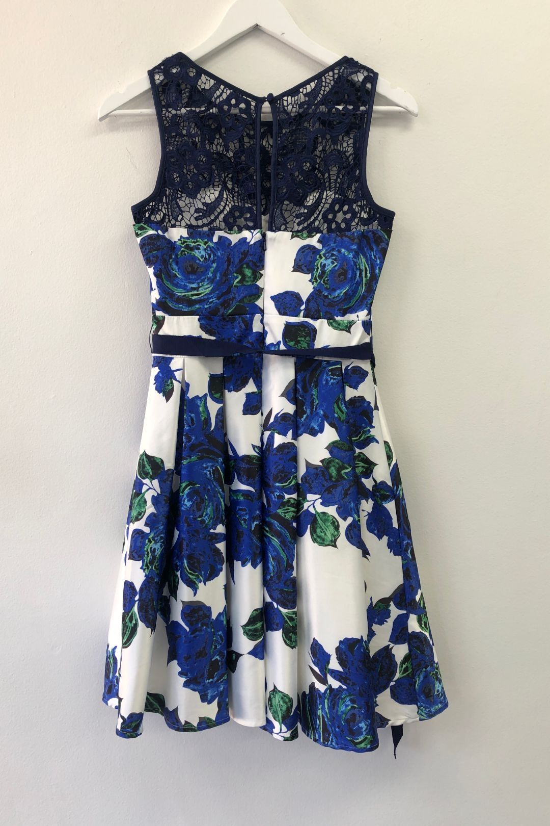 Review - Fit and Flare Grosvenor Dress