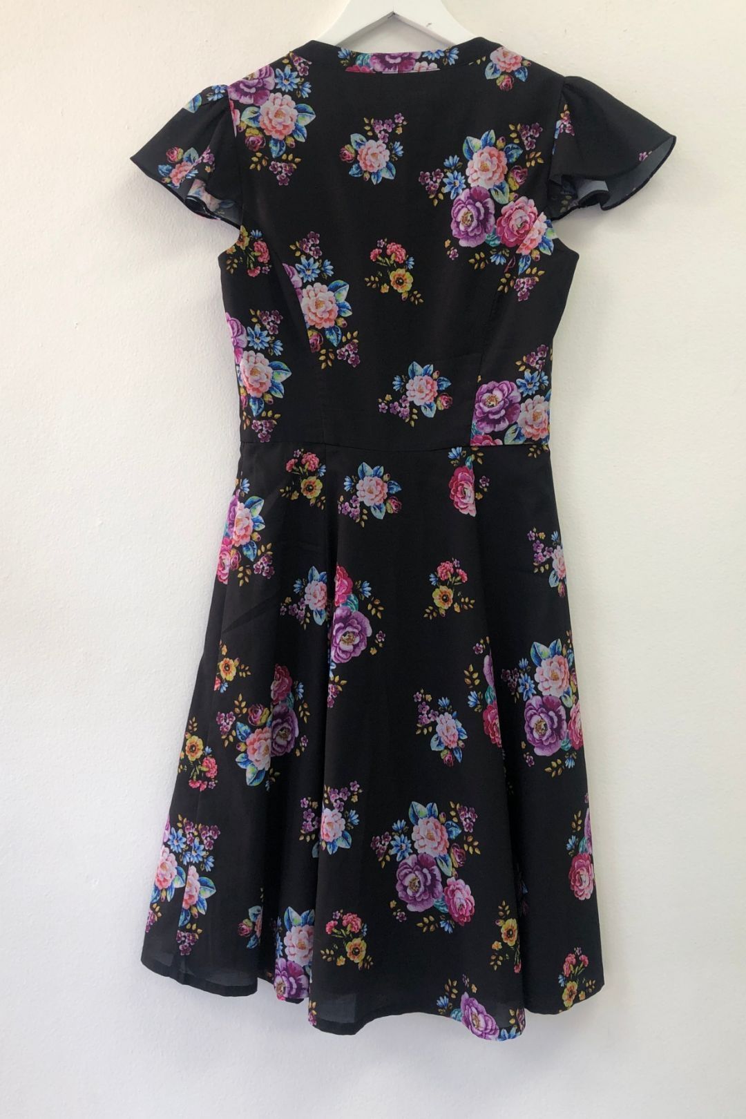 Review - Fit and Flare Mietta Dress