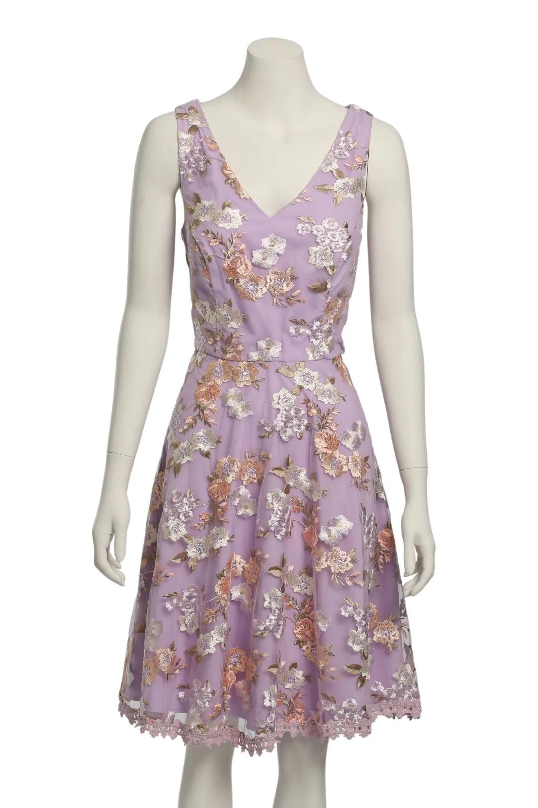 Review - Lilac Embroidered Midi Dress