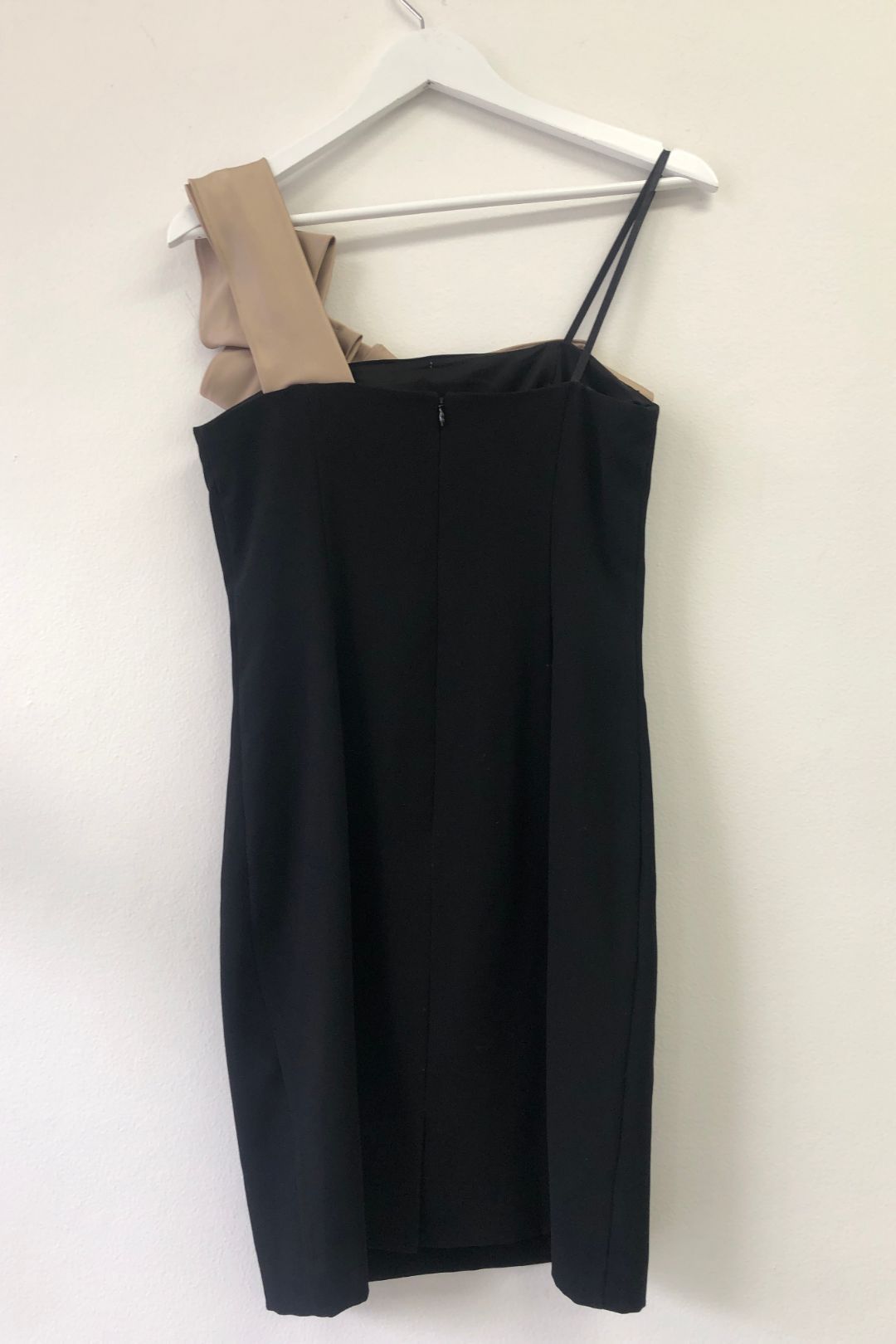 Review - One Shoulder Little Black Dress