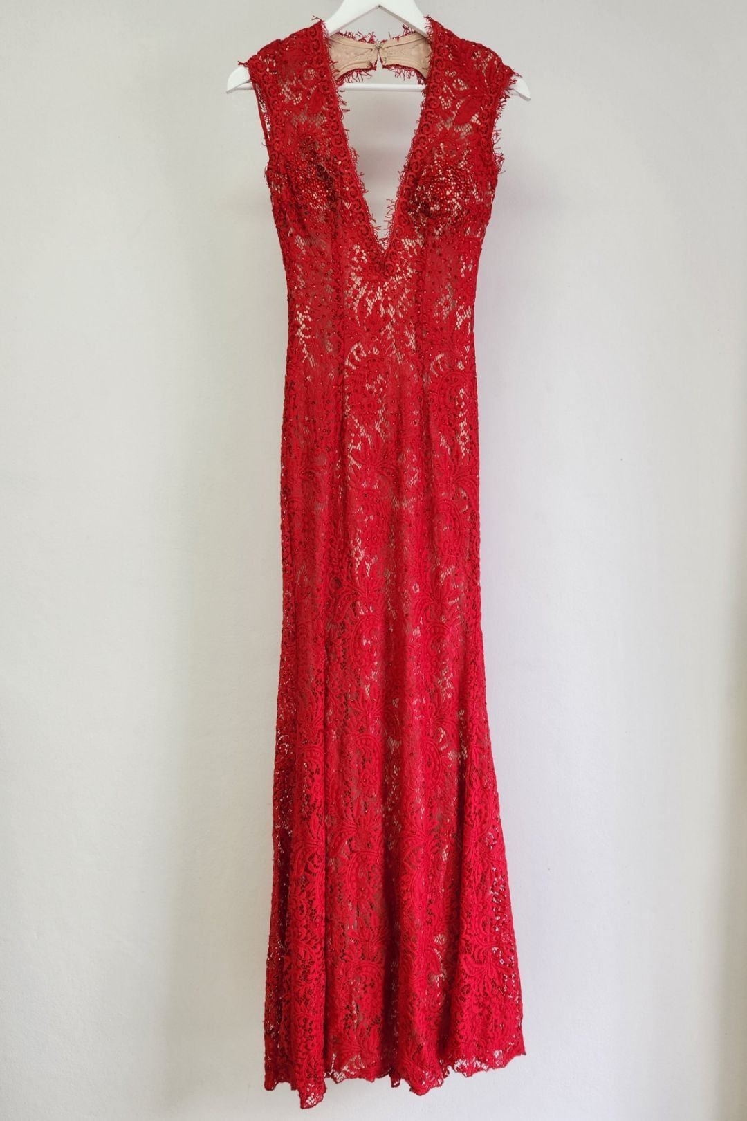 Sassy Boutique - Fitted Red Lace Maxi Dress
