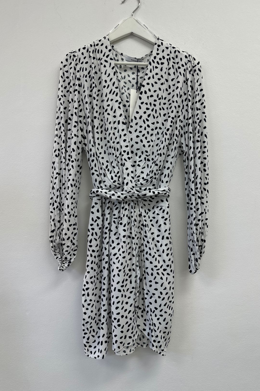 Sheike leo deals dress