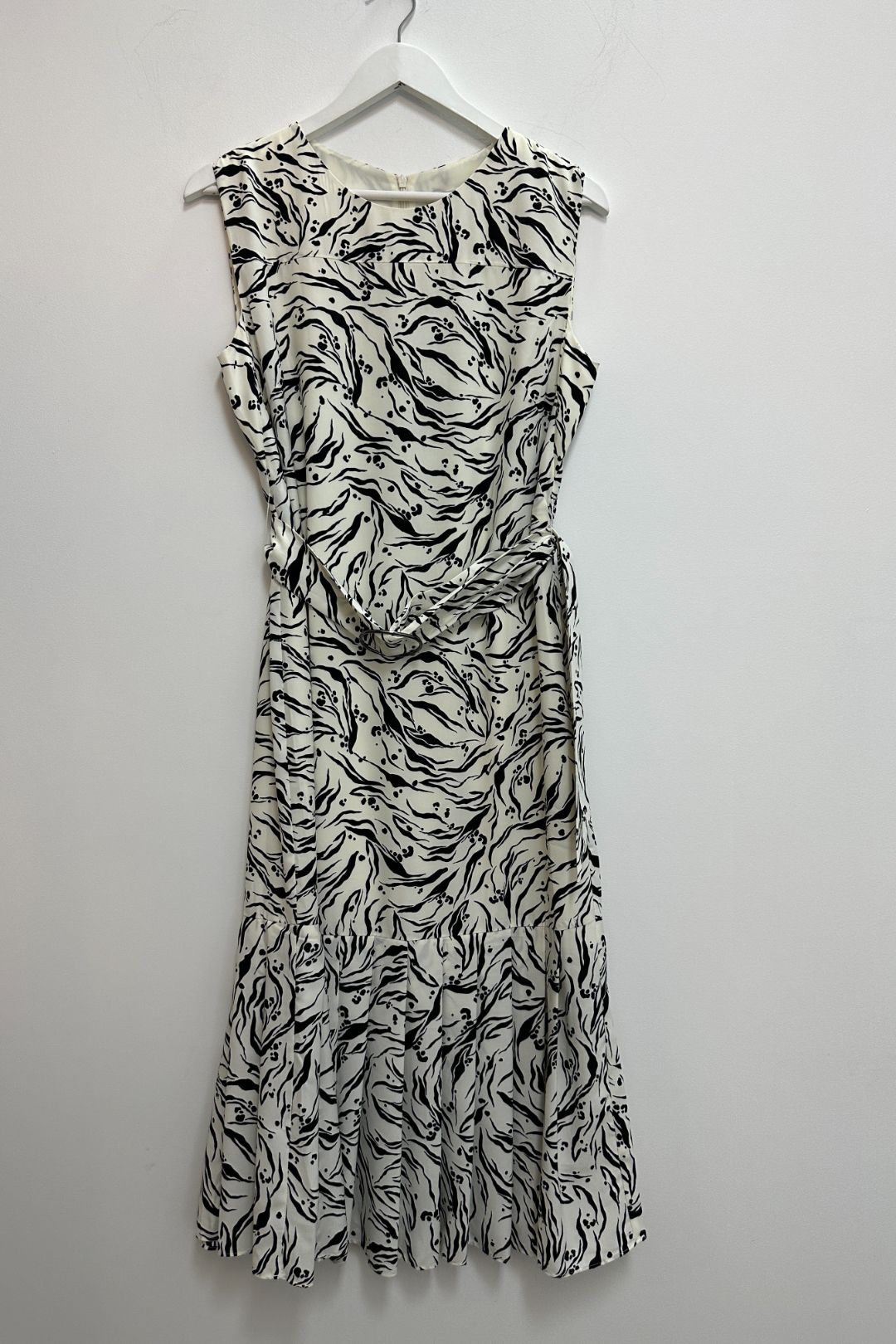 Buy Snow Zebra Pleated Midi Dress | Veronika Maine | GlamCorner