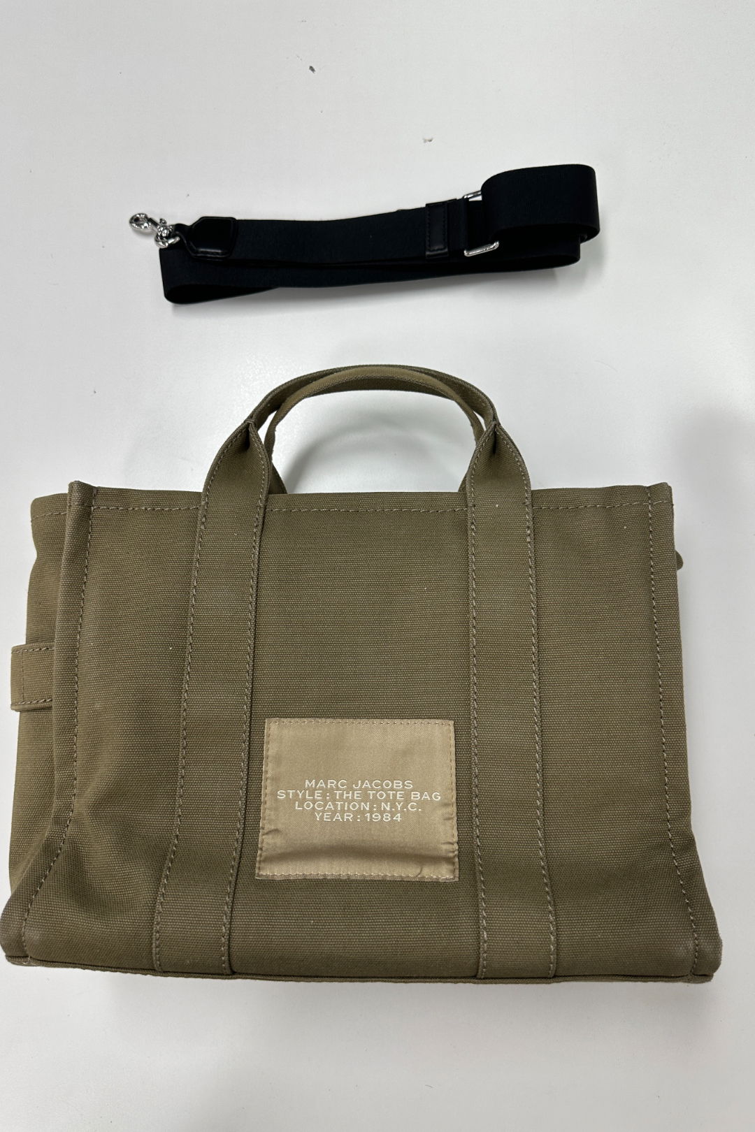 Marc By Marc Jacobs The Canvas Zipped Tote Bag in Slate Green