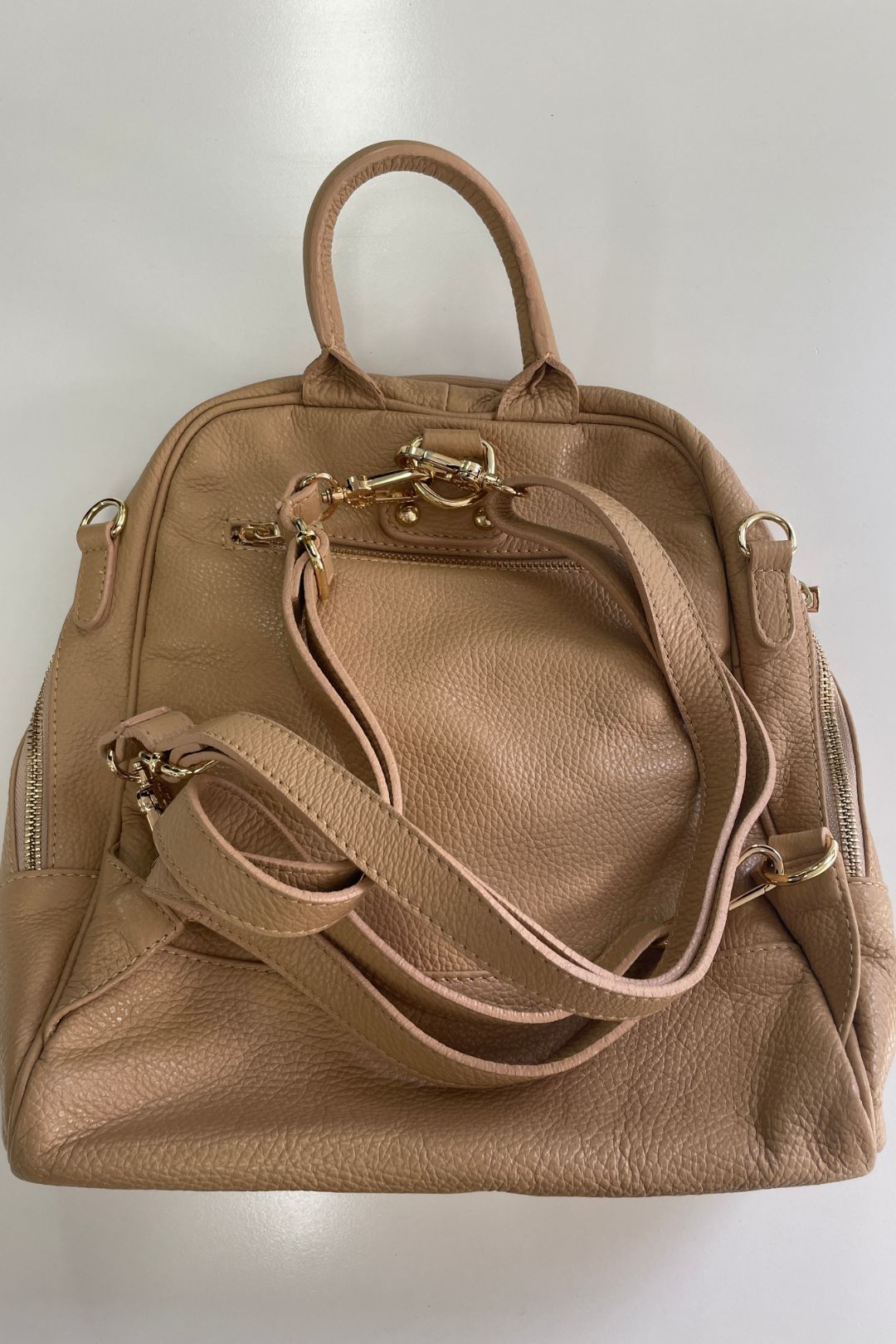 Tuscany Leather -  Convertible Backpack Champagne