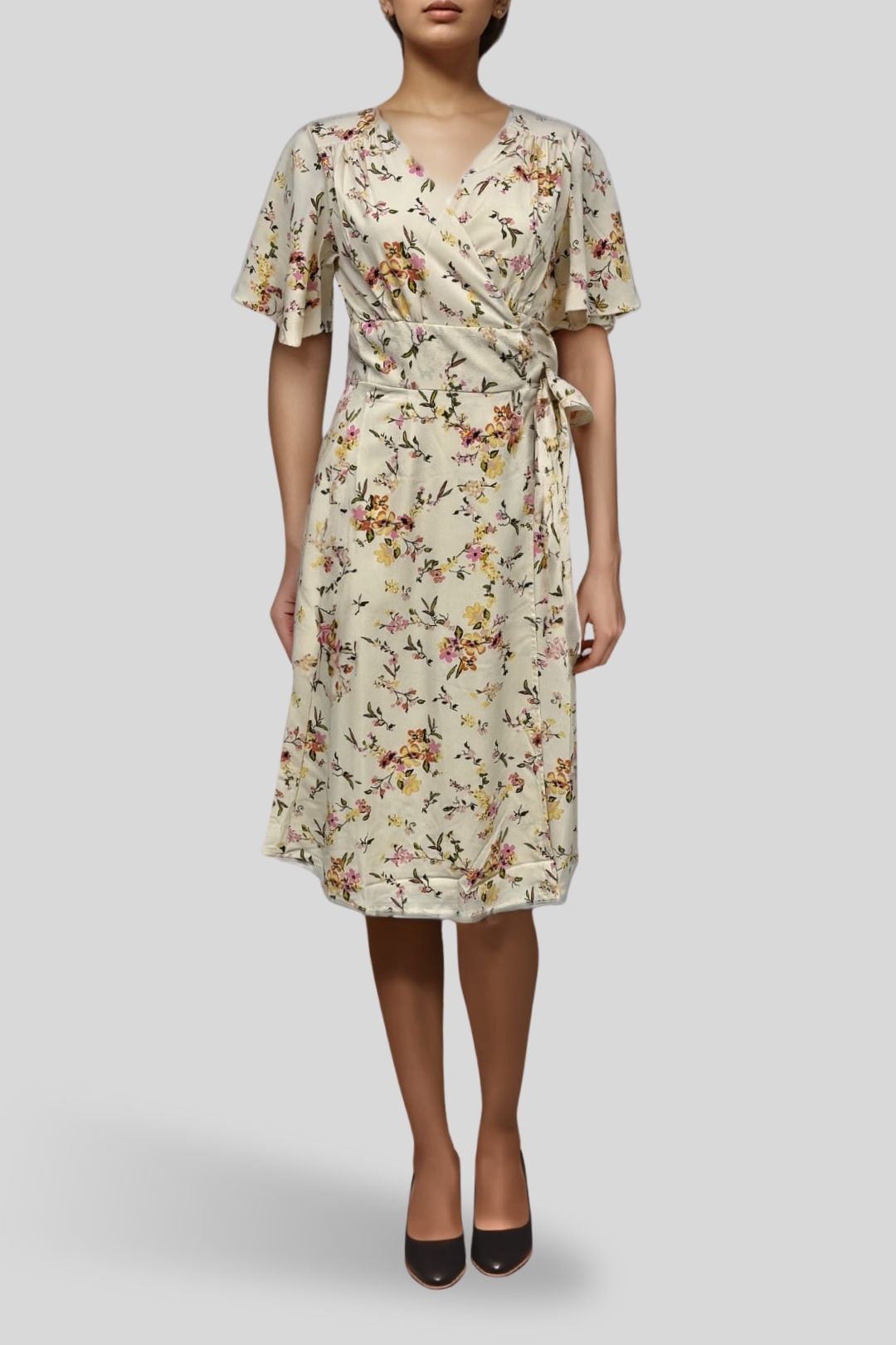 Hire Wrap Midi Dress In Cream Floral | Vero Moda | GlamCorner