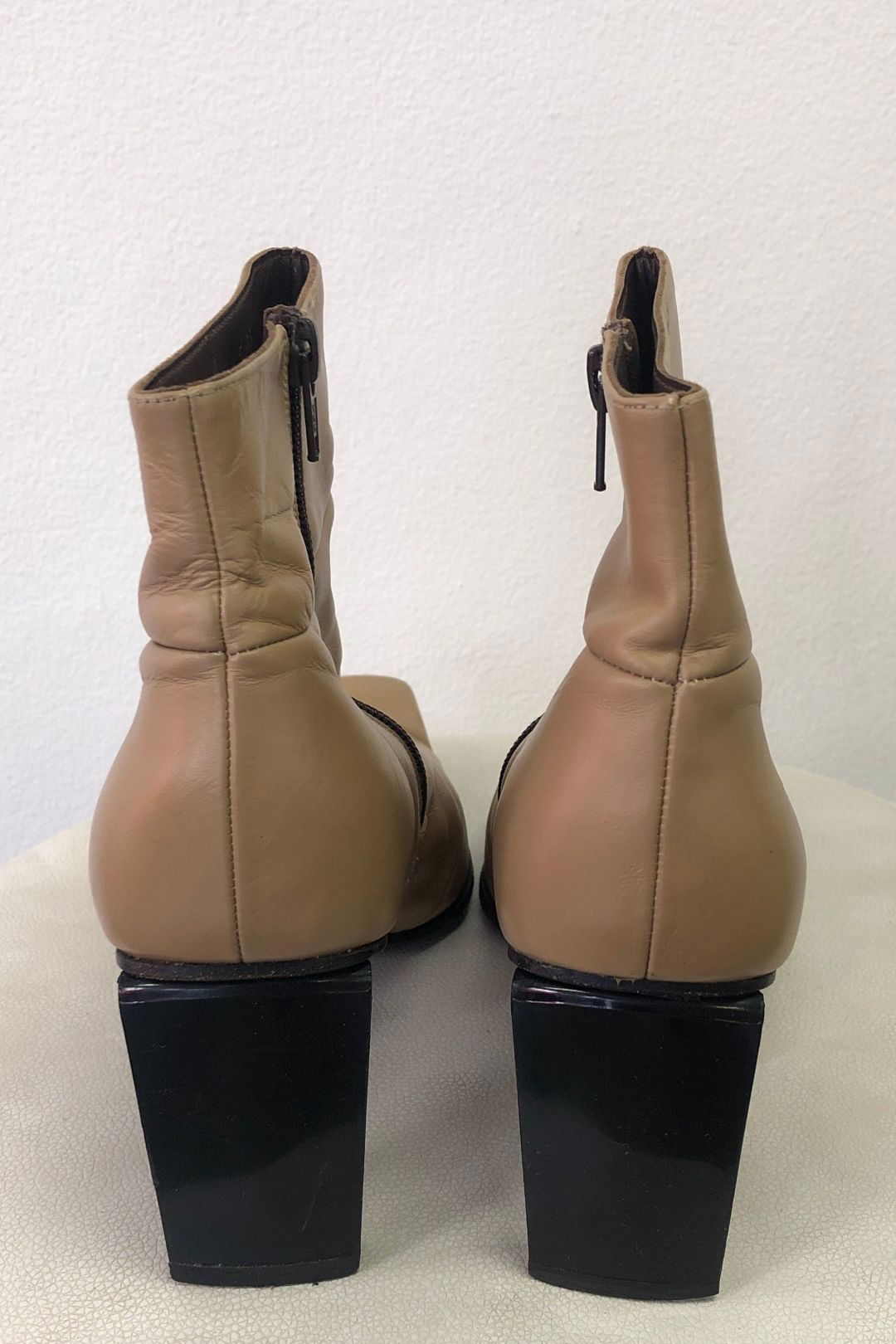 Zomp Shoes - Light Tan Square Toe Ankle Bootie